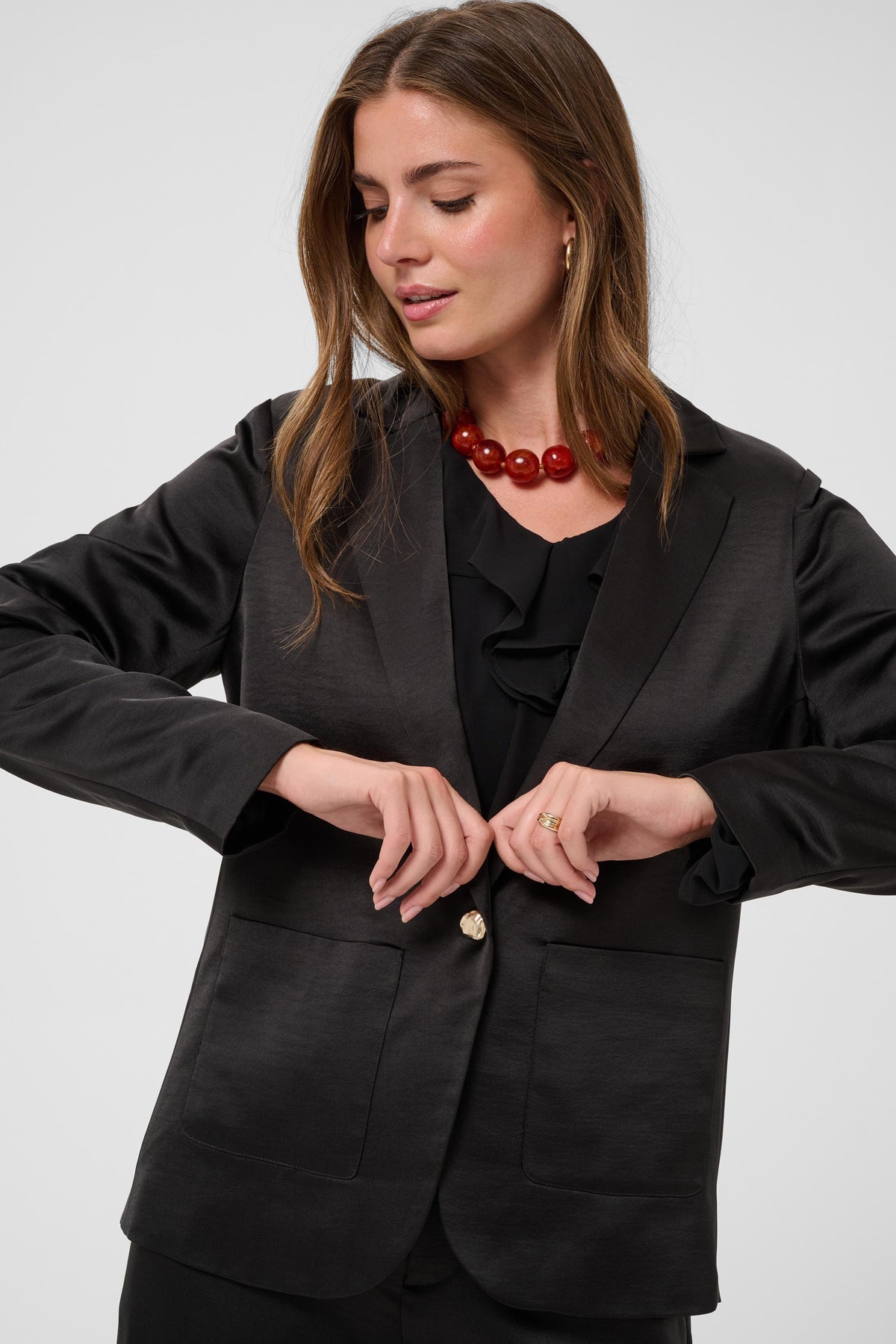 Cream Cocamia Satin Blazer (Pitch Black)