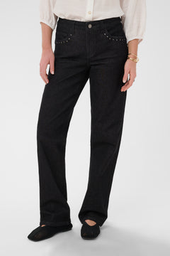 Cream Mochi Jeans Shape Fit