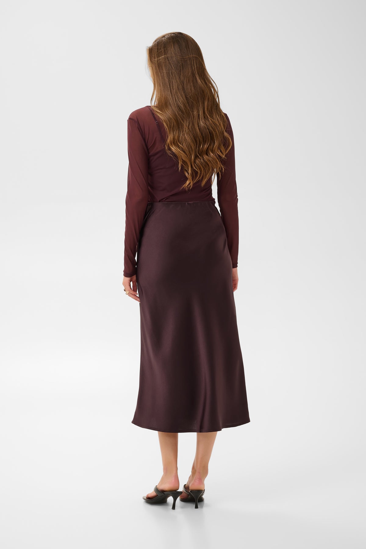 Cream Cocamia Sateen Skirt (Fudge)