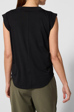🇨🇦 MPG Dynamic V-Neck Cap Sleeve T-Shirt