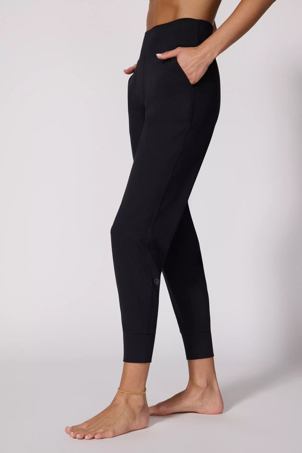 🇨🇦 MPG Vital High Rise Front Pocket Jogger