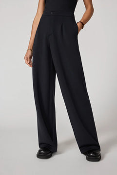 🇨🇦 MPG Dreamweave Pleated Pants