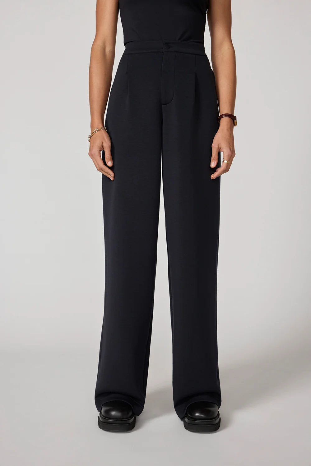 🇨🇦 MPG Dreamweave Pleated Pants