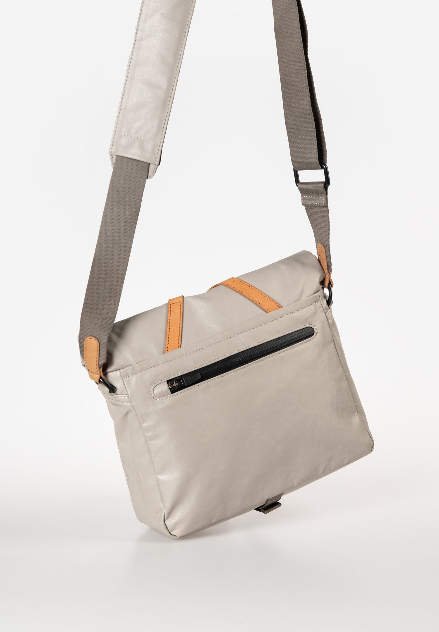 Aunts & Uncles Seki RE Crossbody Bag