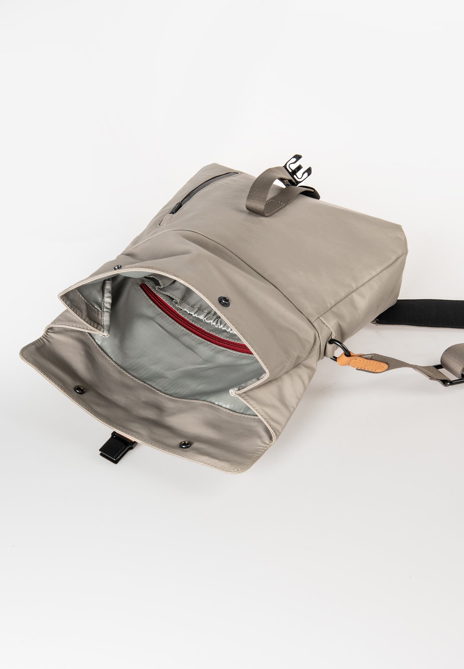 Aunts & Uncles Seki RE Crossbody Bag