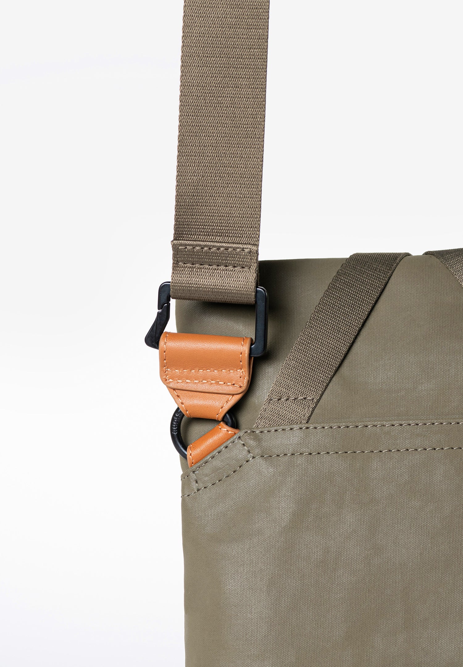 Aunts & Uncles Tsu Fanny Pack/Crossbody Bag