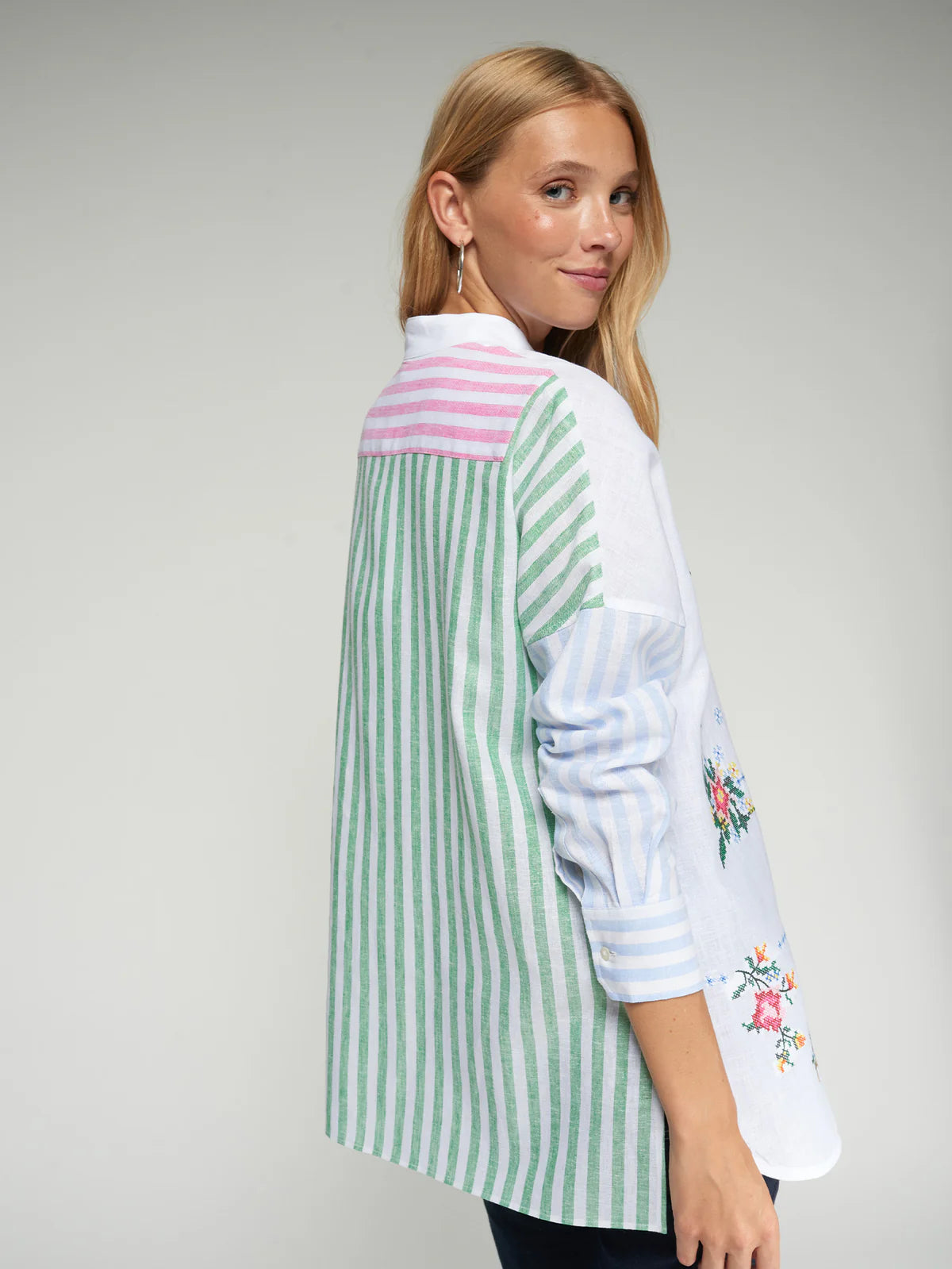Vilagallo Digital Embroidery Blouse
