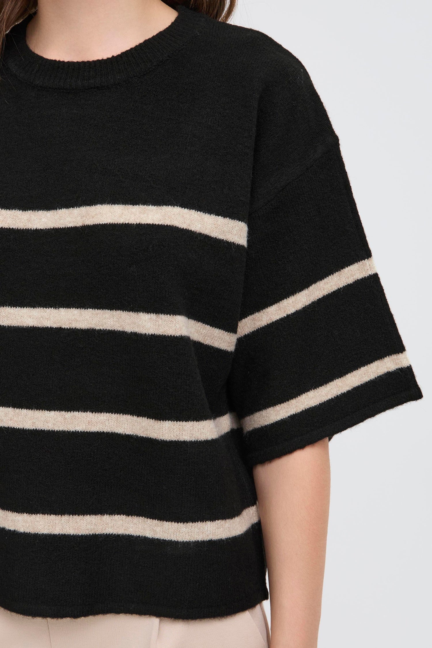 Ichi Dasila Sweater
