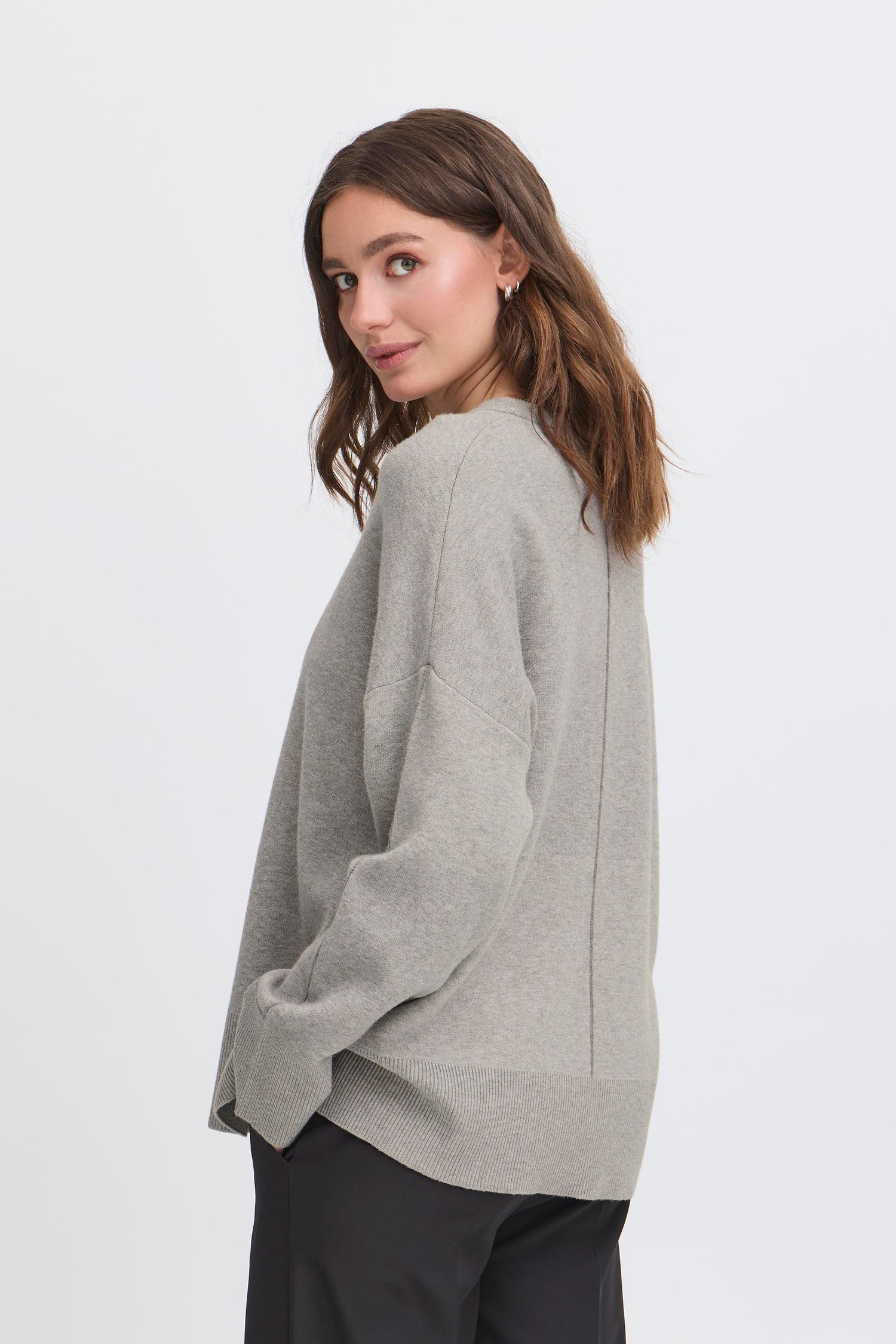 Ichi Ballia Sweater