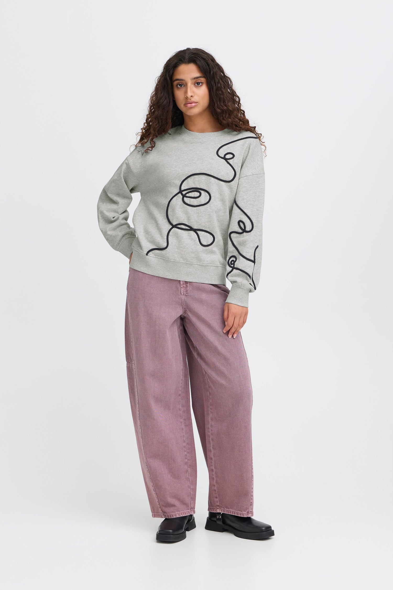 Ichi Kasura Sweatshirt