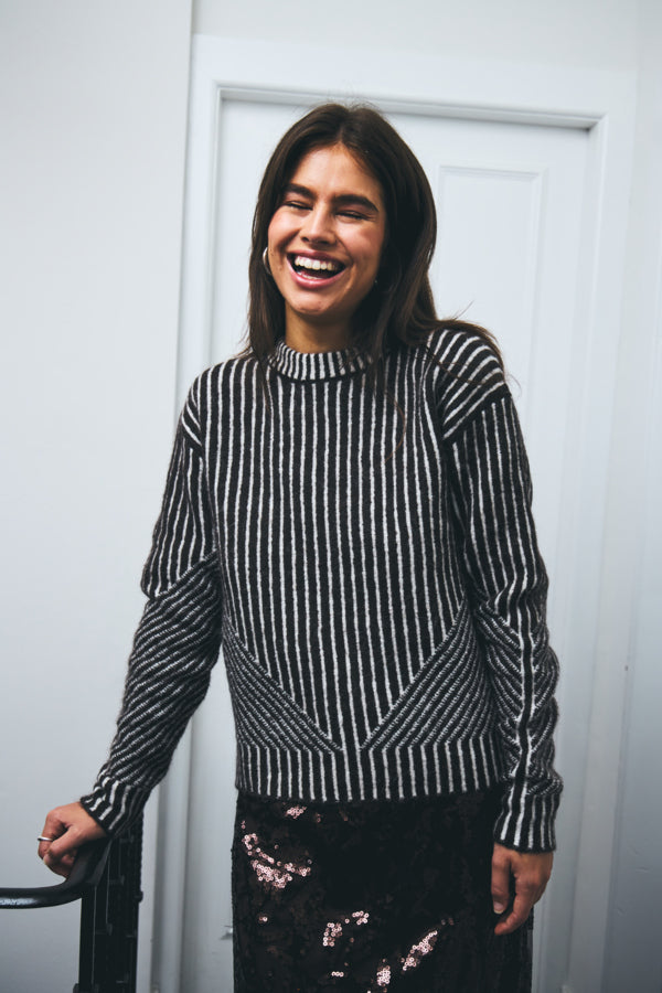 Ichi Kamara Stripes Sweater