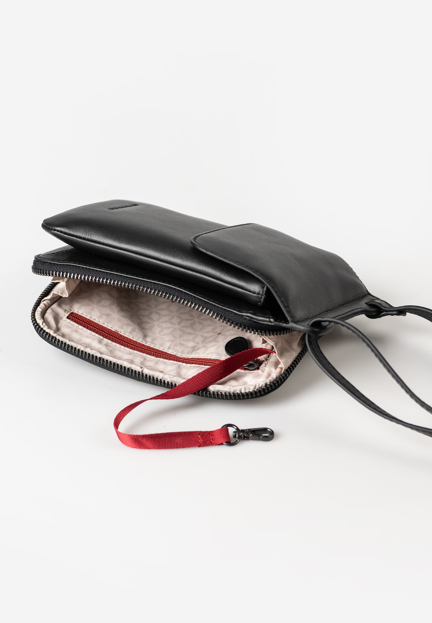 Aunts & Uncles Tulip Leather Phonebag Wallet