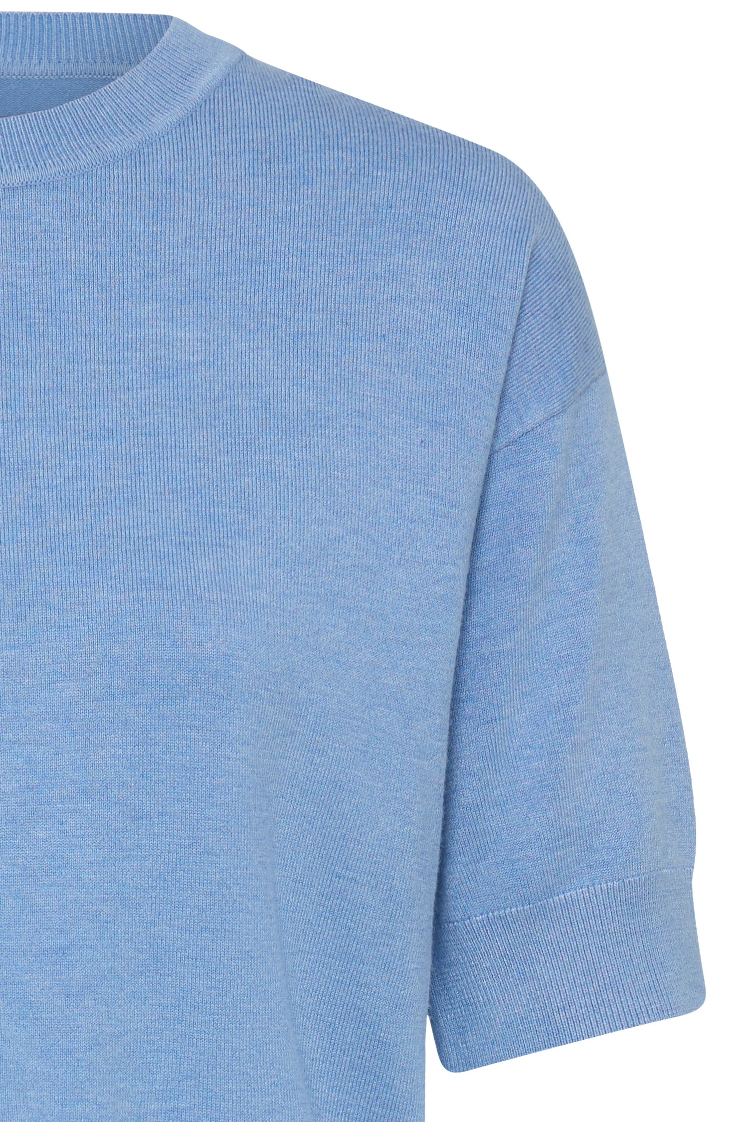 B. Young Mmorla T-Shirt Sweater