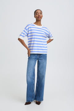 B. Young Mmorla T-Shirt Sweater