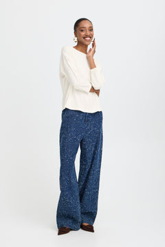 B. Young Pamila Mid Sleeve T-Shirt