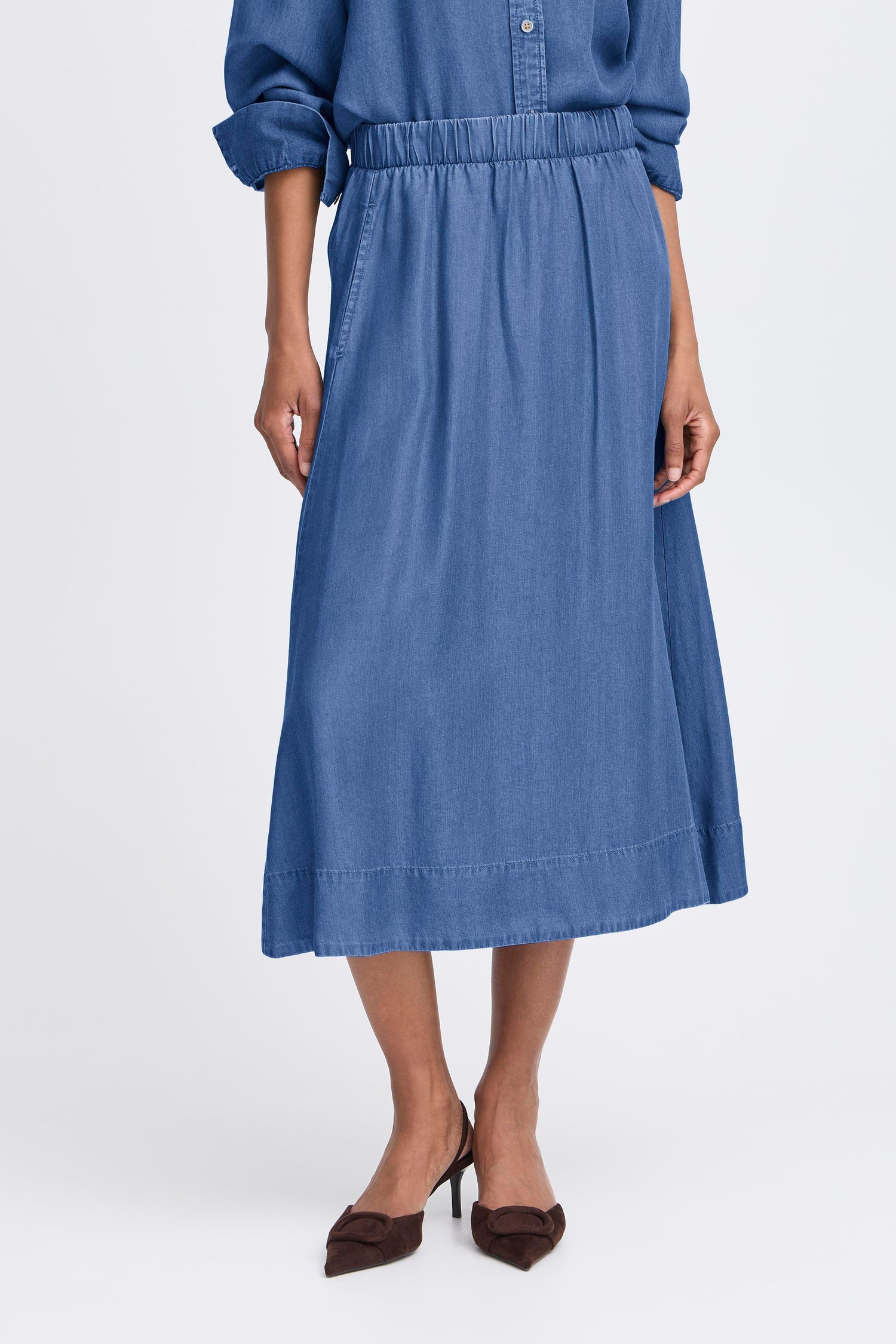 B. Young Kosmo Skirt