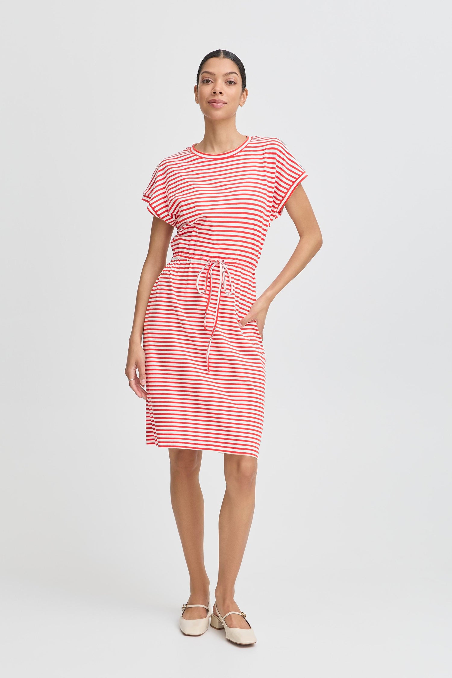 B.Young Pandinna Dress