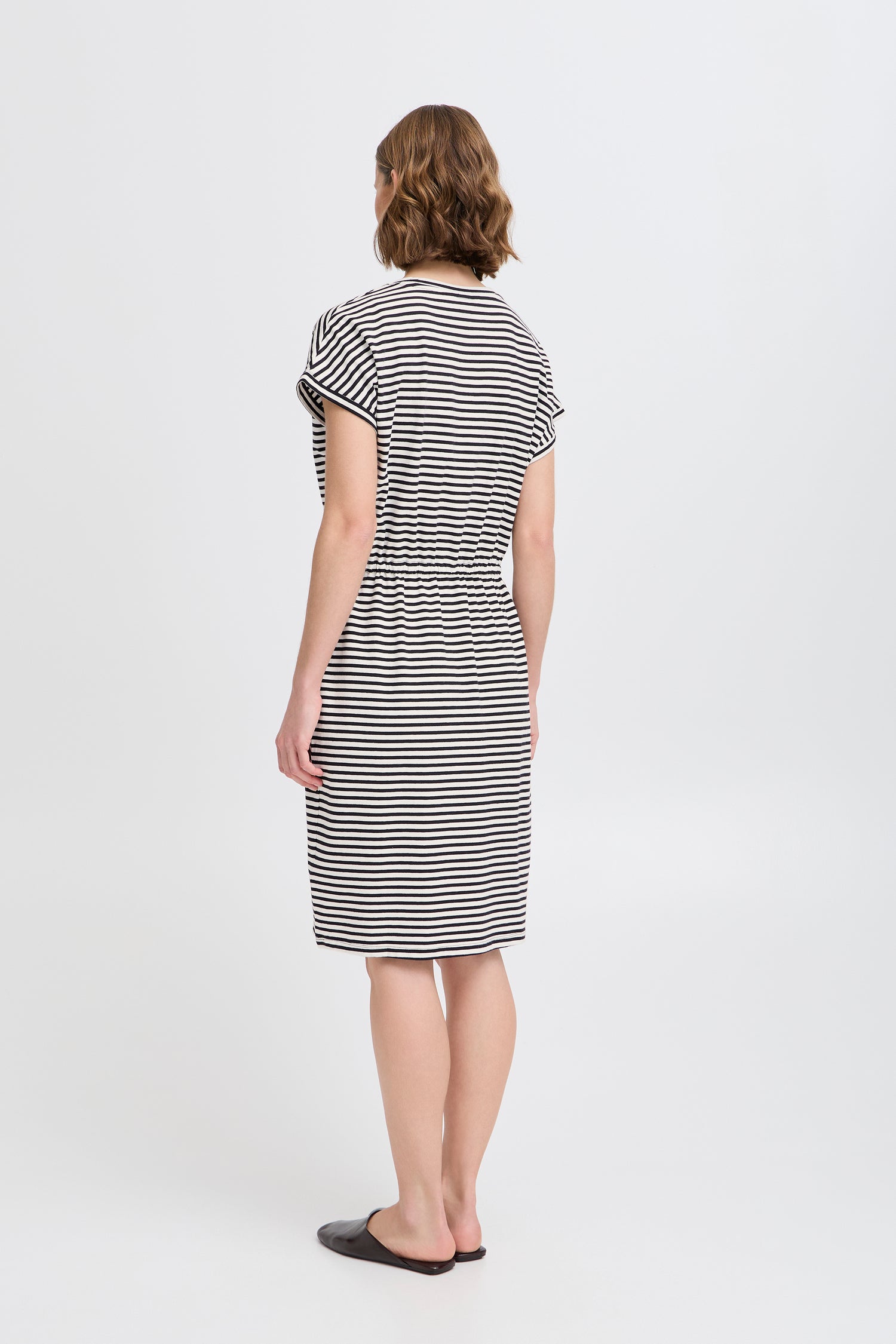 B.Young Pandinna Dress
