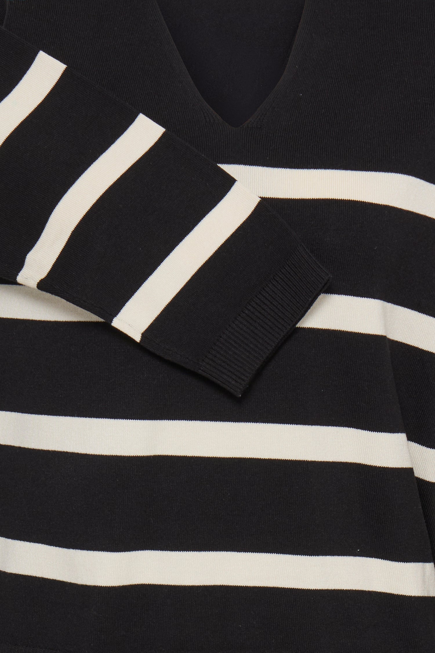 B. Young Mmorla Polo Jumper