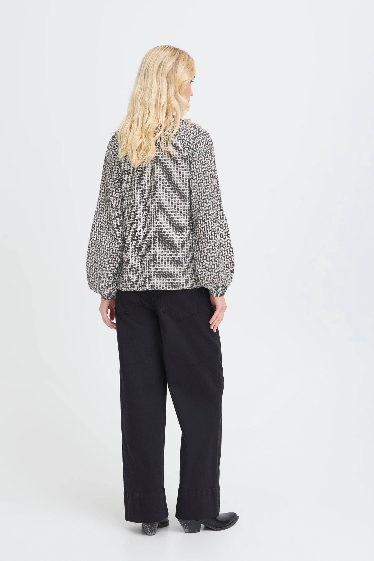 B.Young Ikaia Blouse
