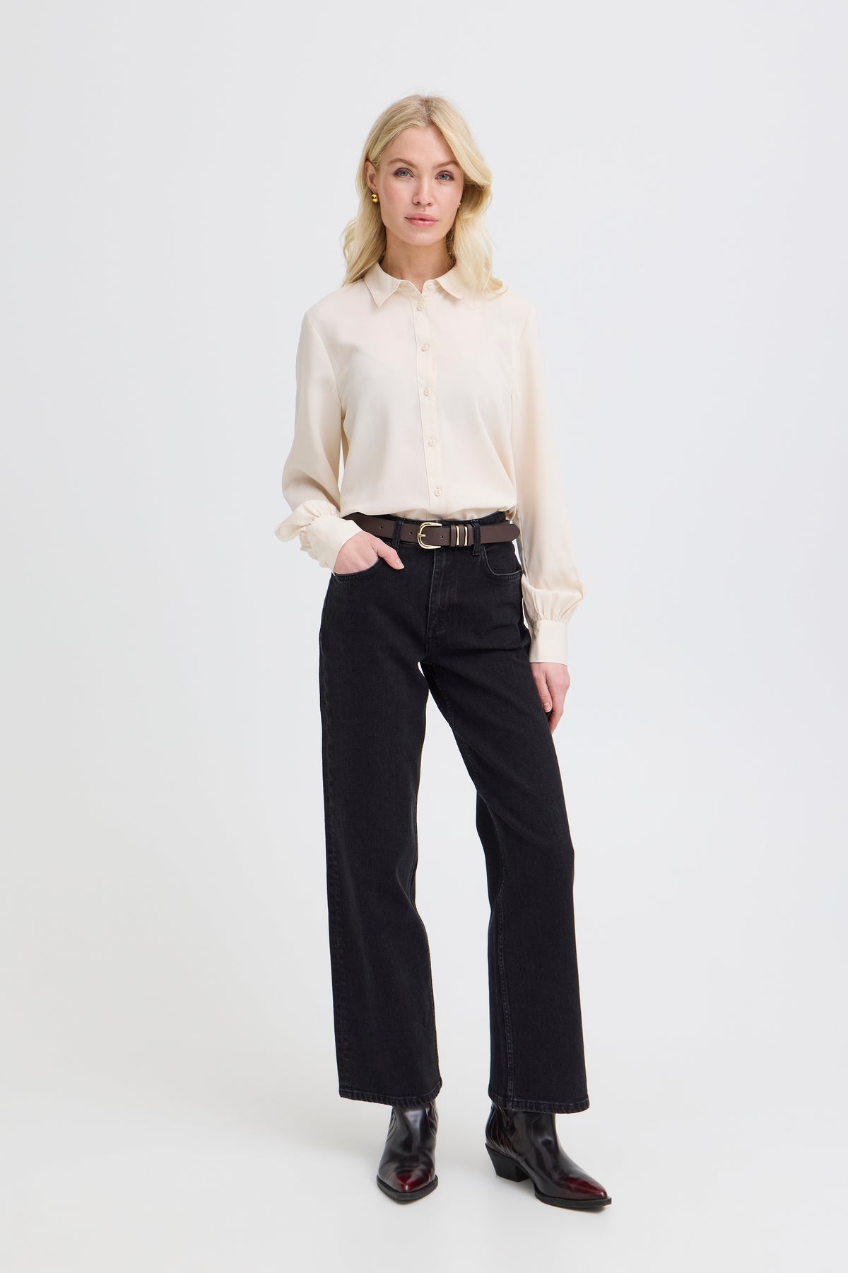 B. Young Lara Wide Leg Jeans