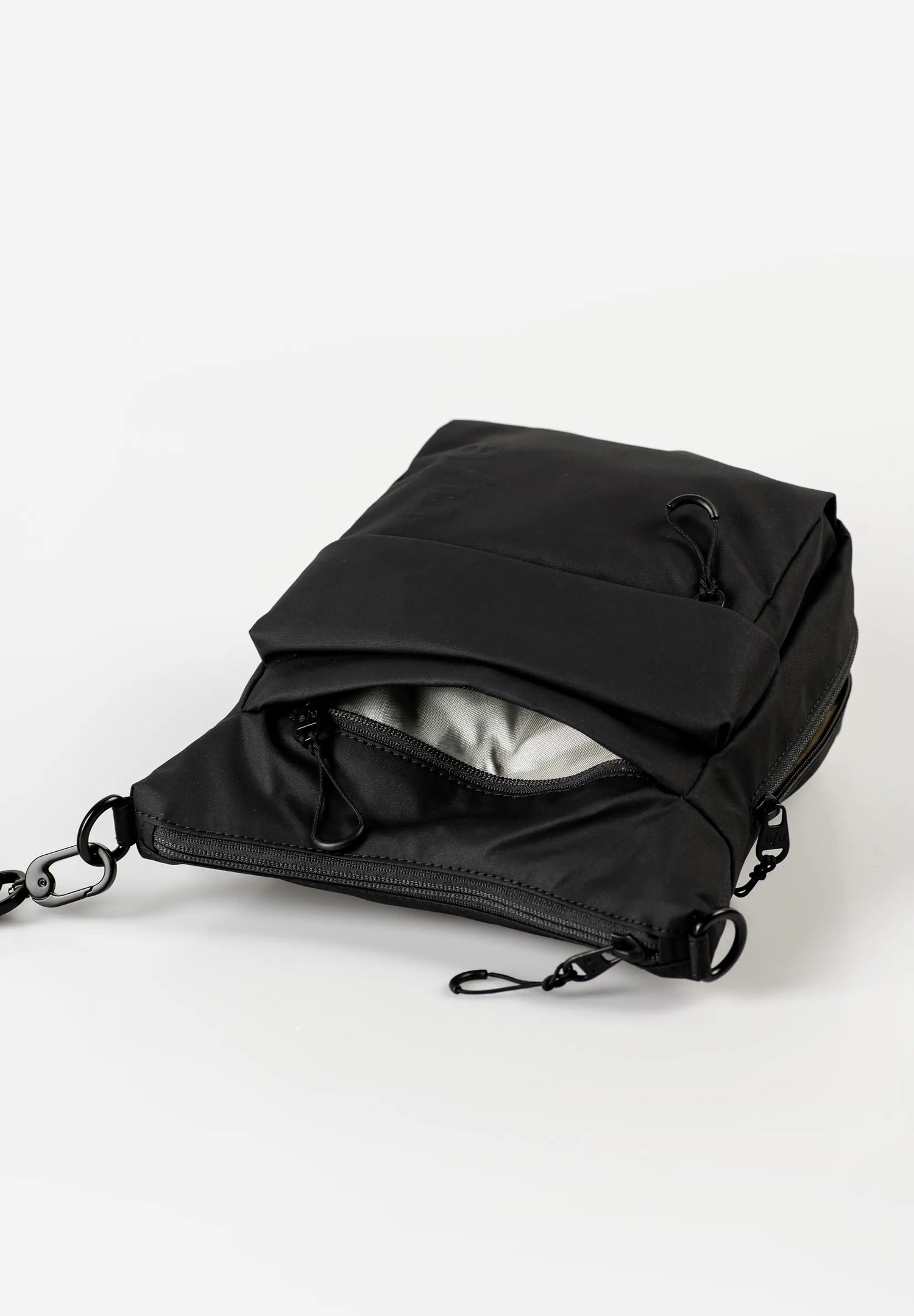 Aunts & Uncles Yura RE Lite Crossbody Bag.
