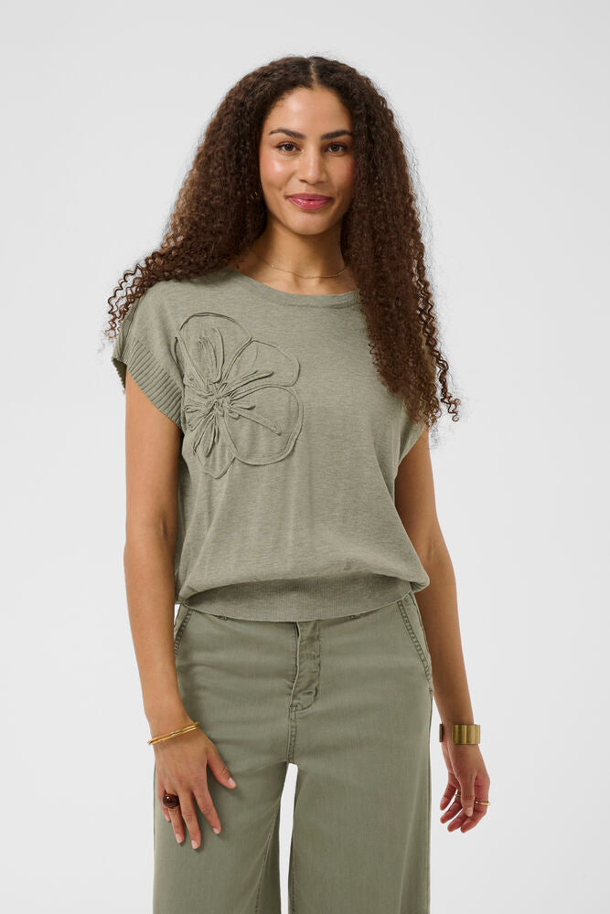 Cream Dela Knit Slipover With Decoration