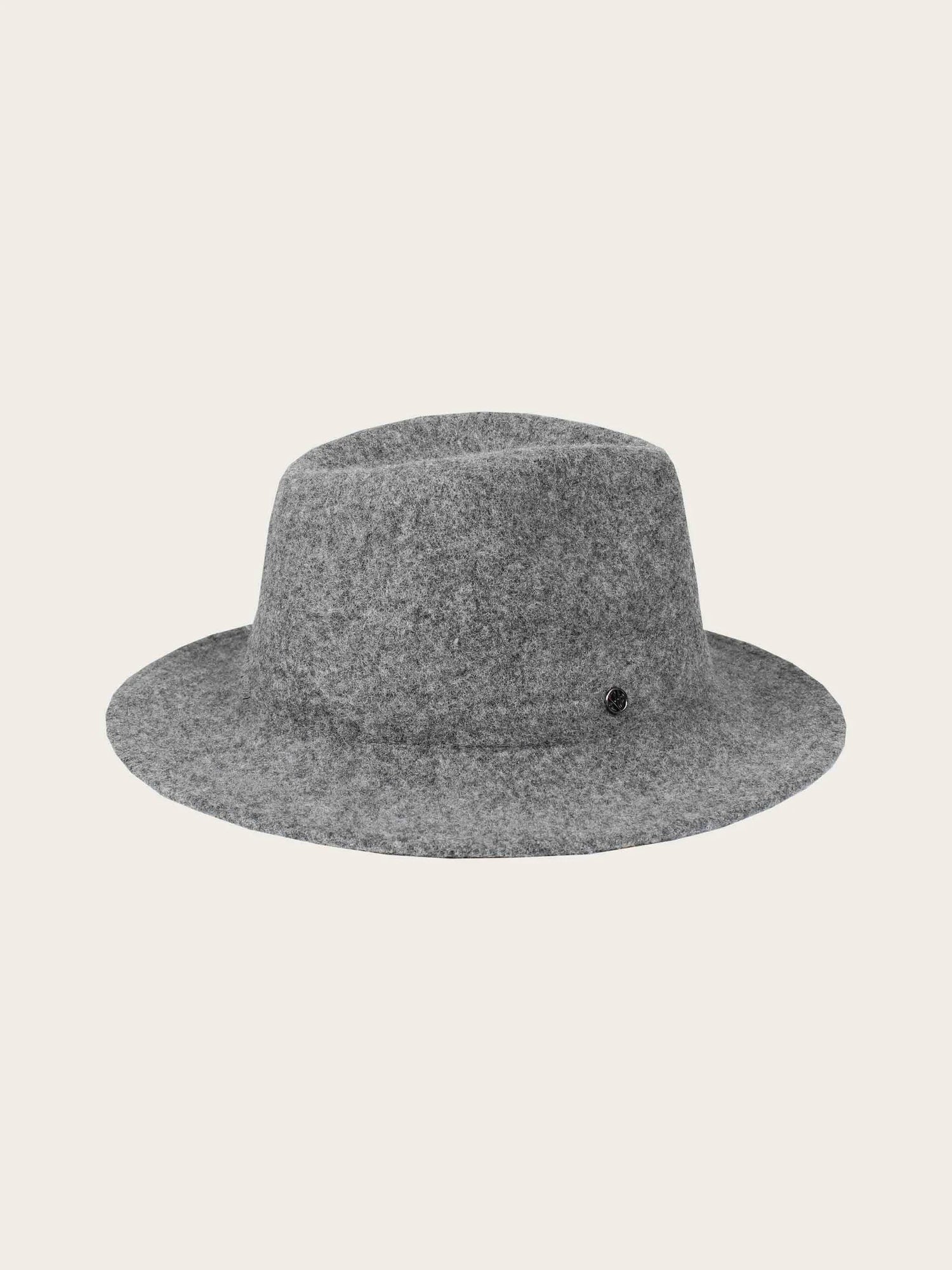 V. Frass Loevenich Fedora