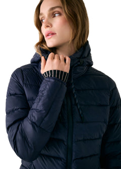🇨🇦 Lolë Claudia Lightweight Down Jacket
