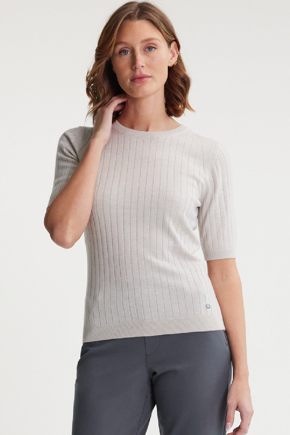 🇨🇦 Fig Ada Light Short Sleeve Sweater