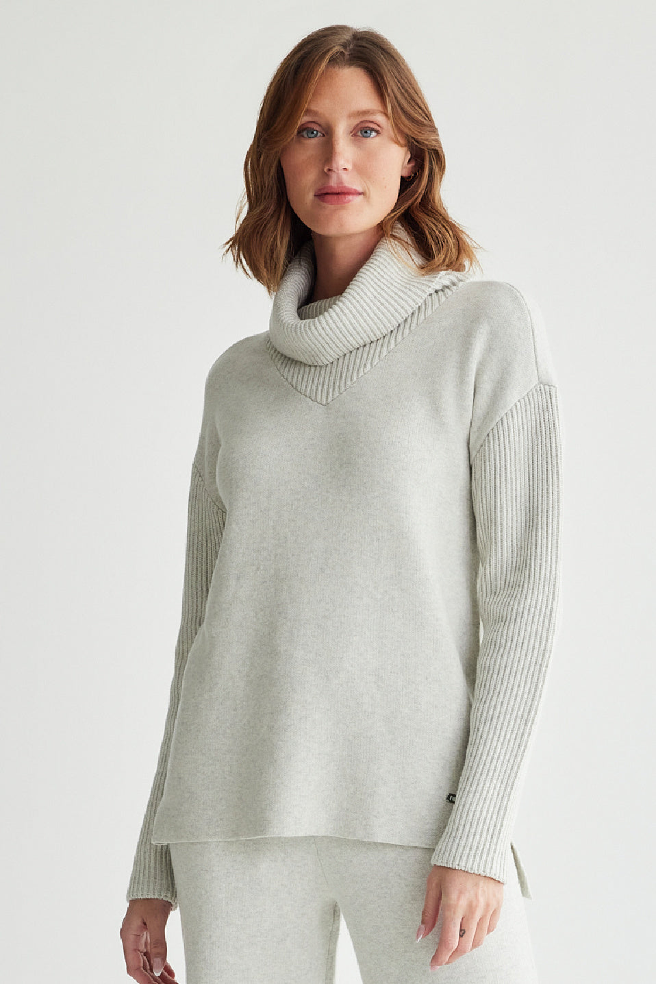 🇨🇦 Fig Luna Turtleneck