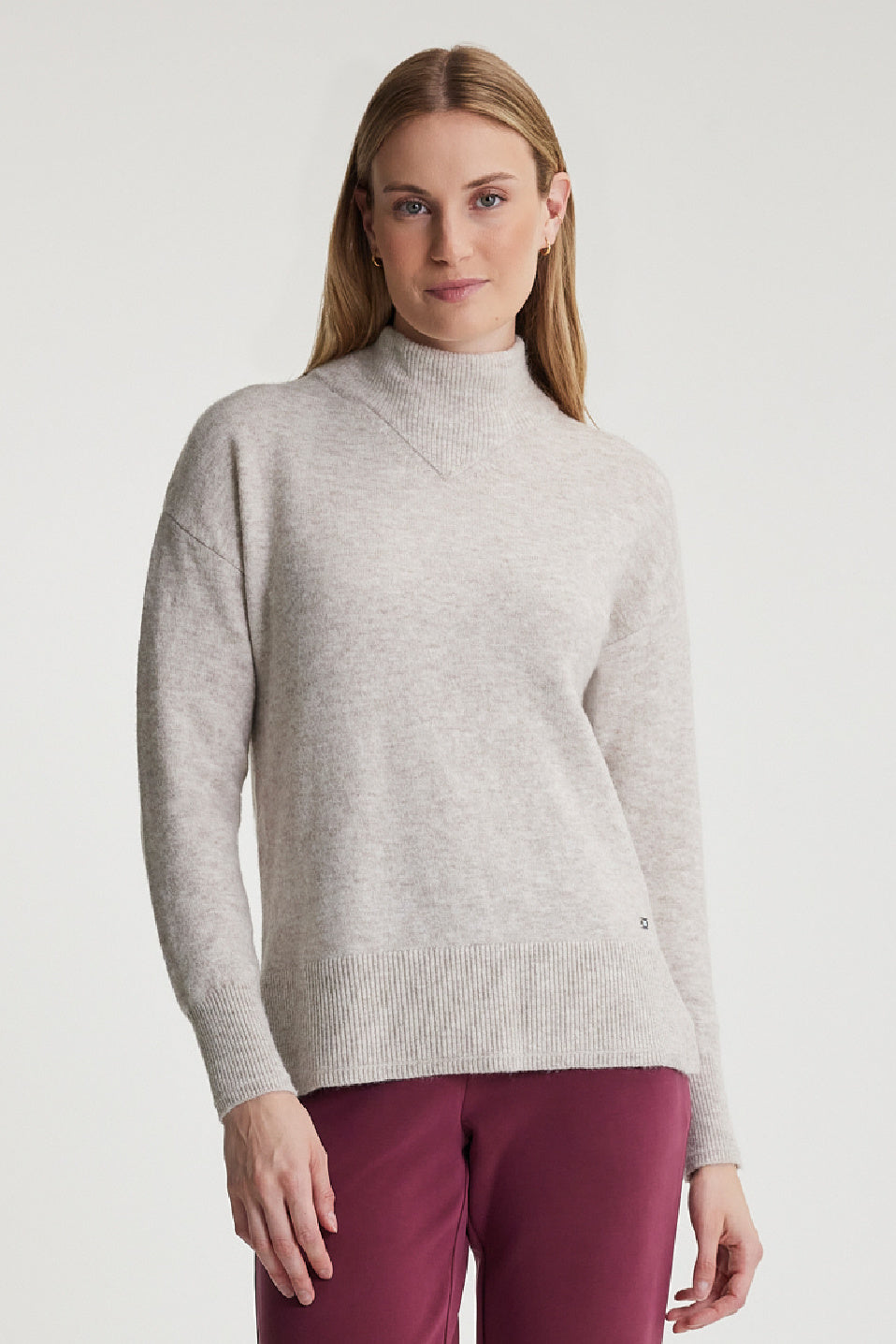 🇨🇦 Fig Anaya Mock Neck Sweater