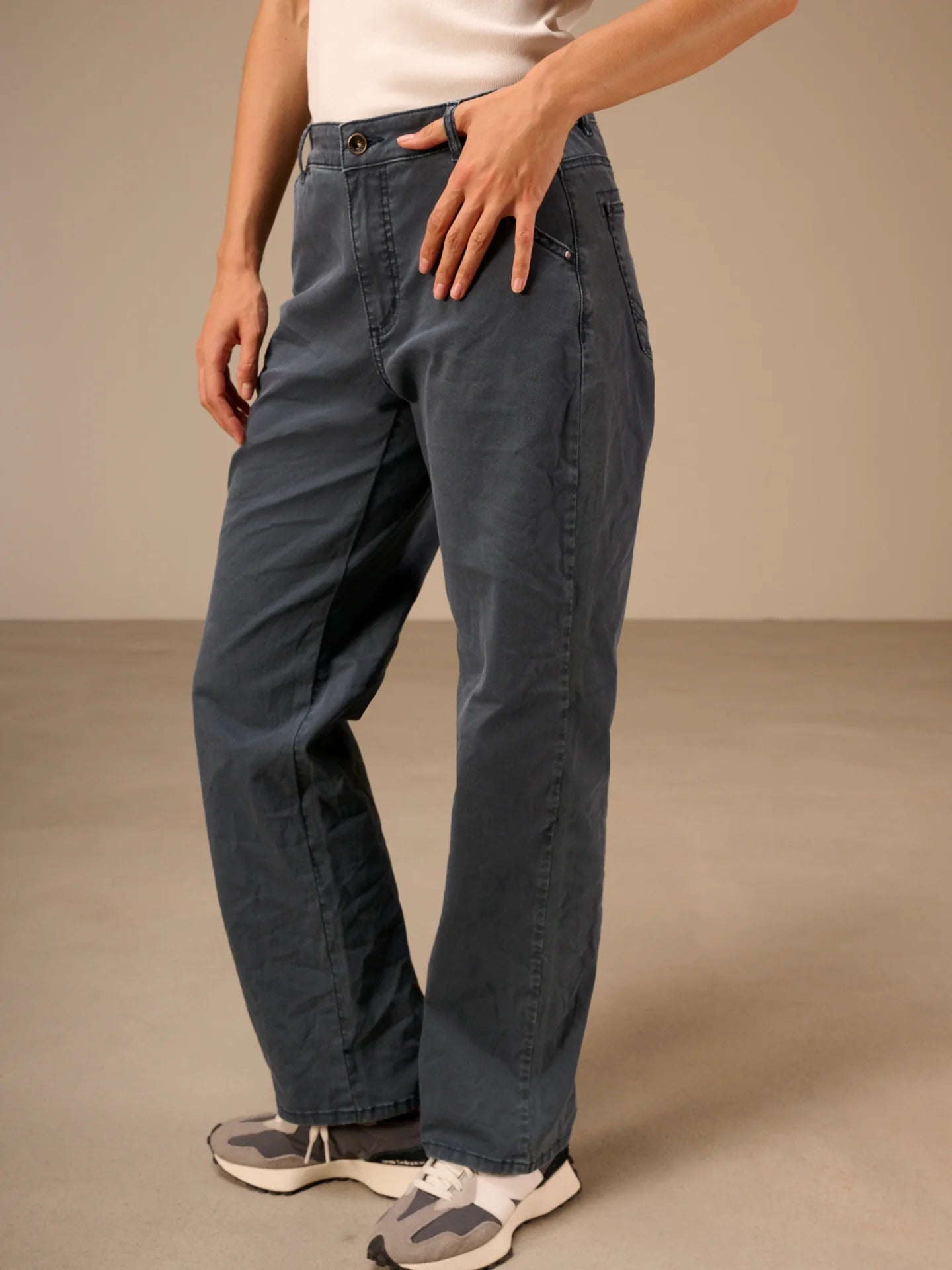 Nile Straight Leg Twill Pant