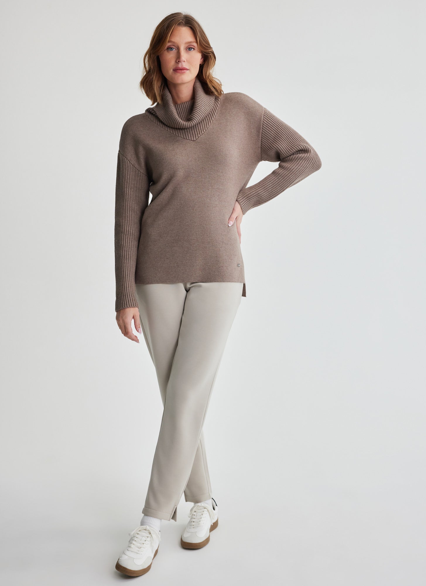 🇨🇦 Fig Luna Turtleneck