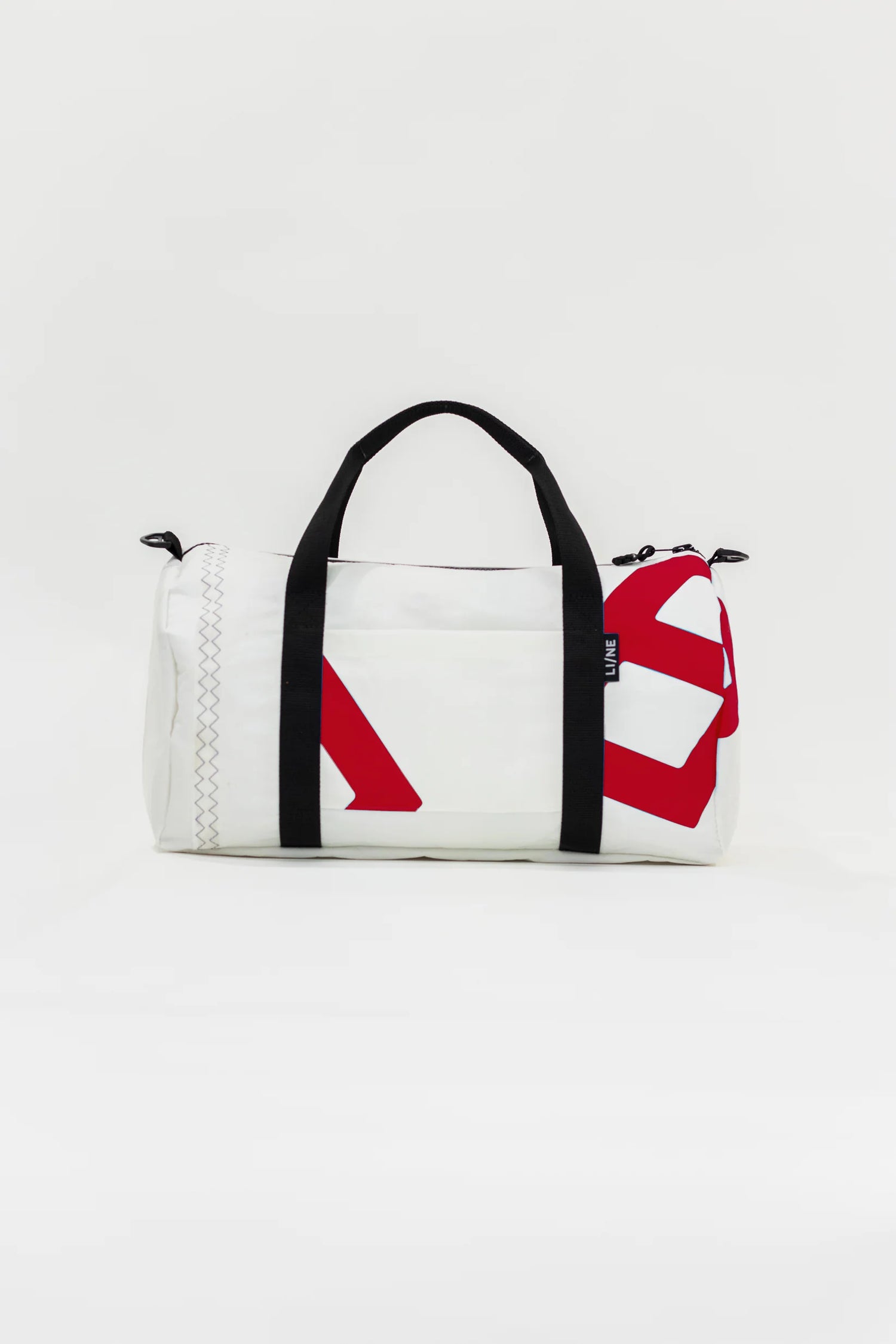 🇨🇦 LI/NE Duffle Bag