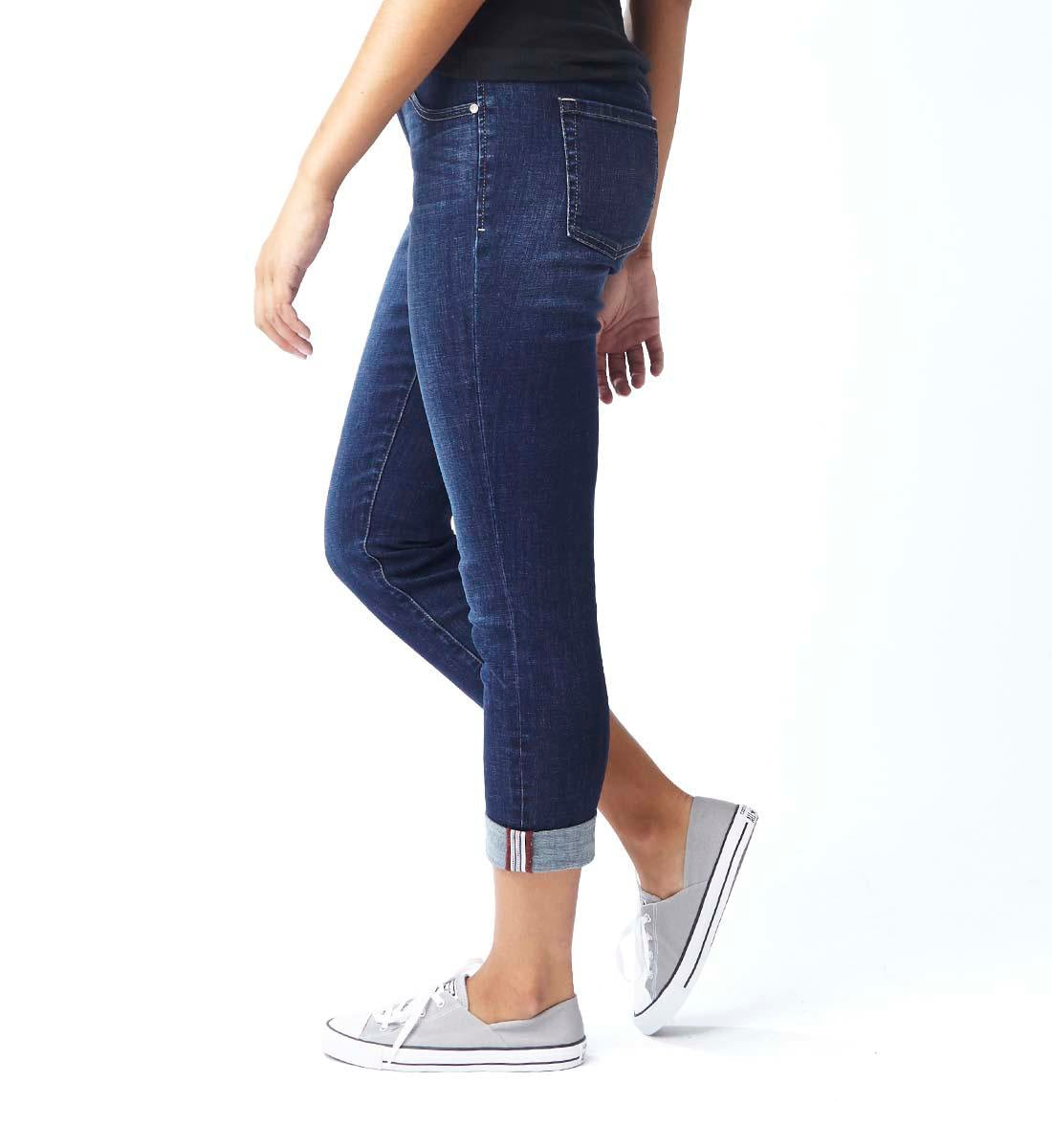 Jag Jeans Carter Girlfriend Mid Rise Jeans