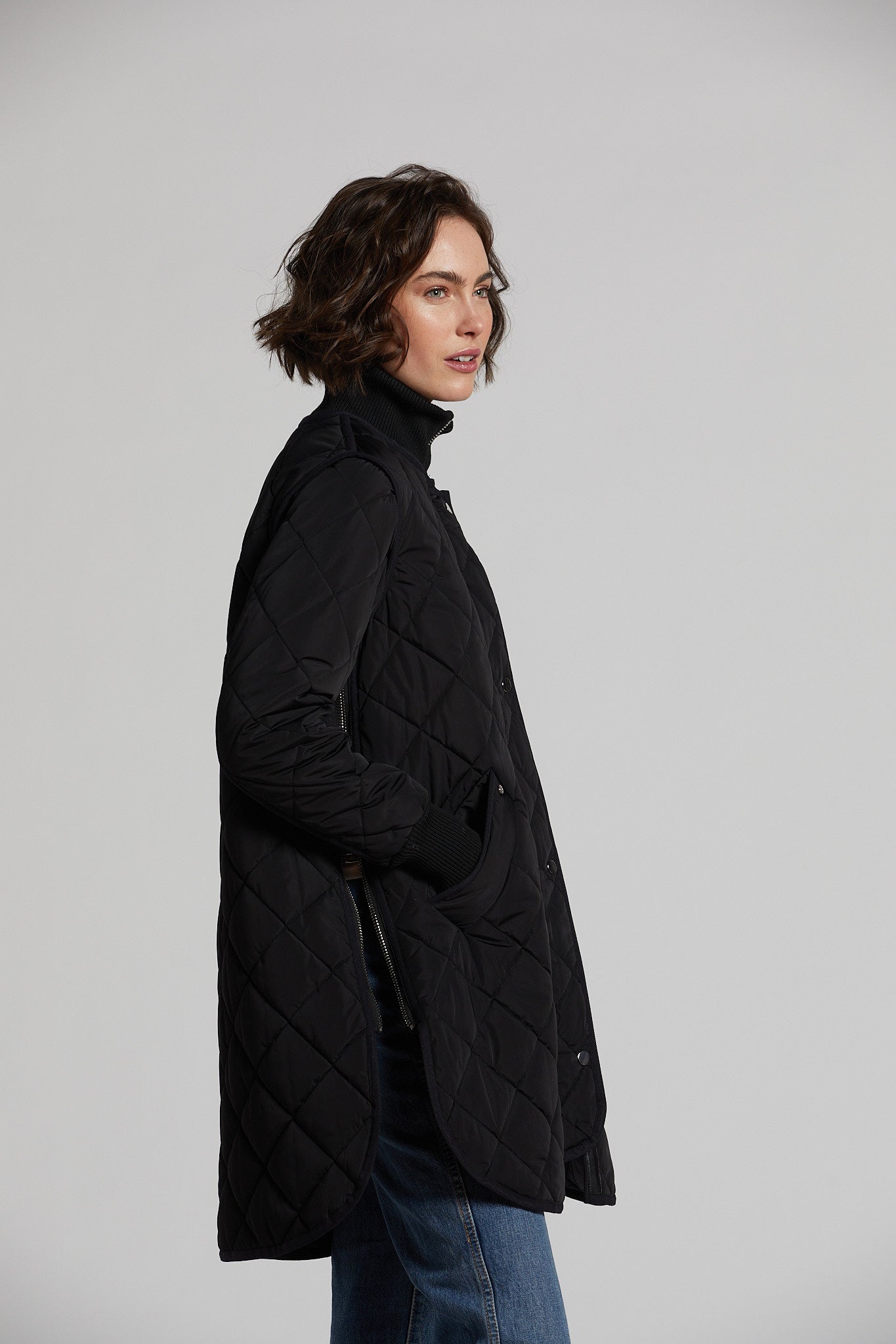 Adroit Atelier Libby Quilted Barn Coat