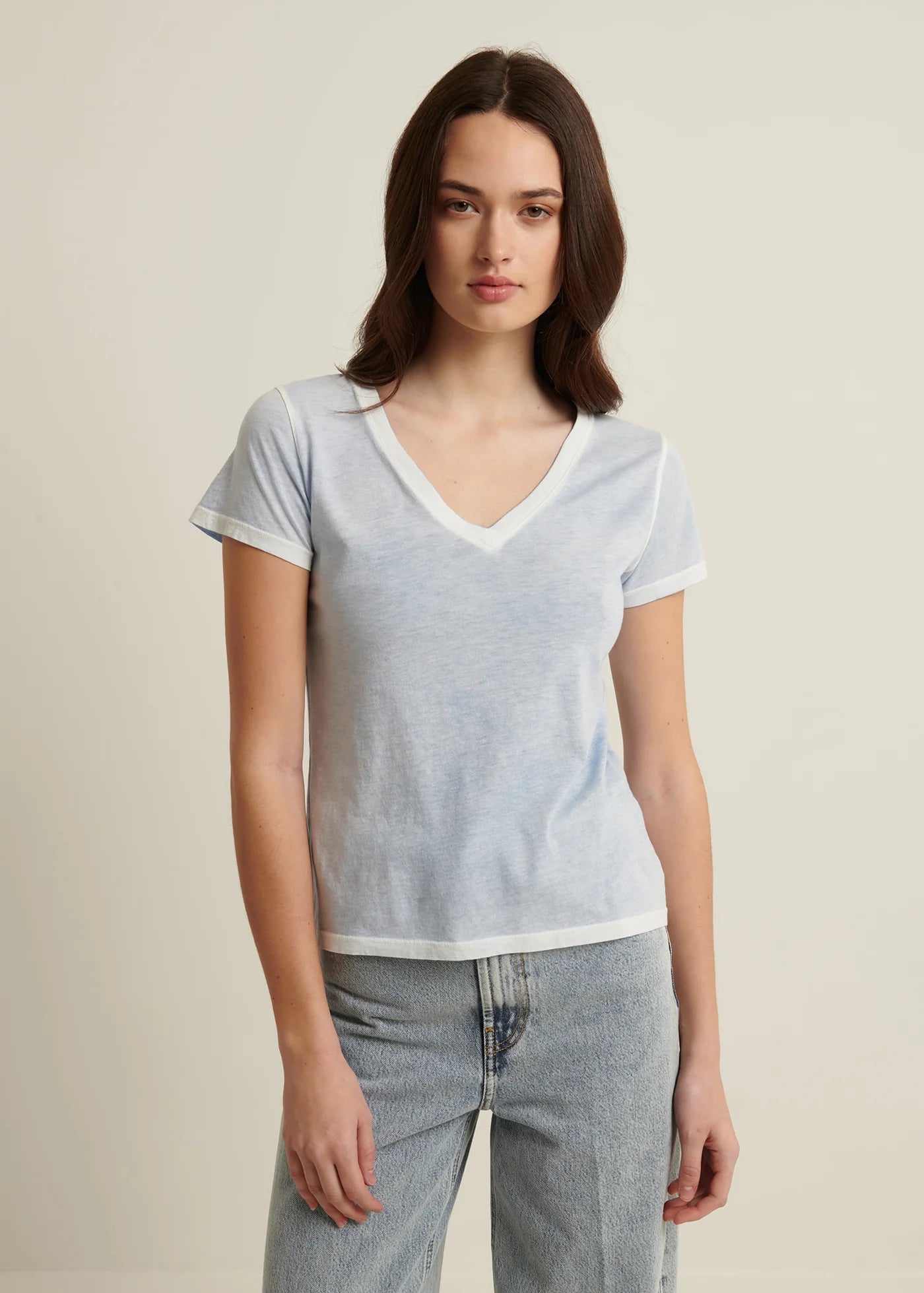 🇨🇦 Patrick Assaraf Reverse Spray Lightweight Pima Cotton V-Neck T-Shirt