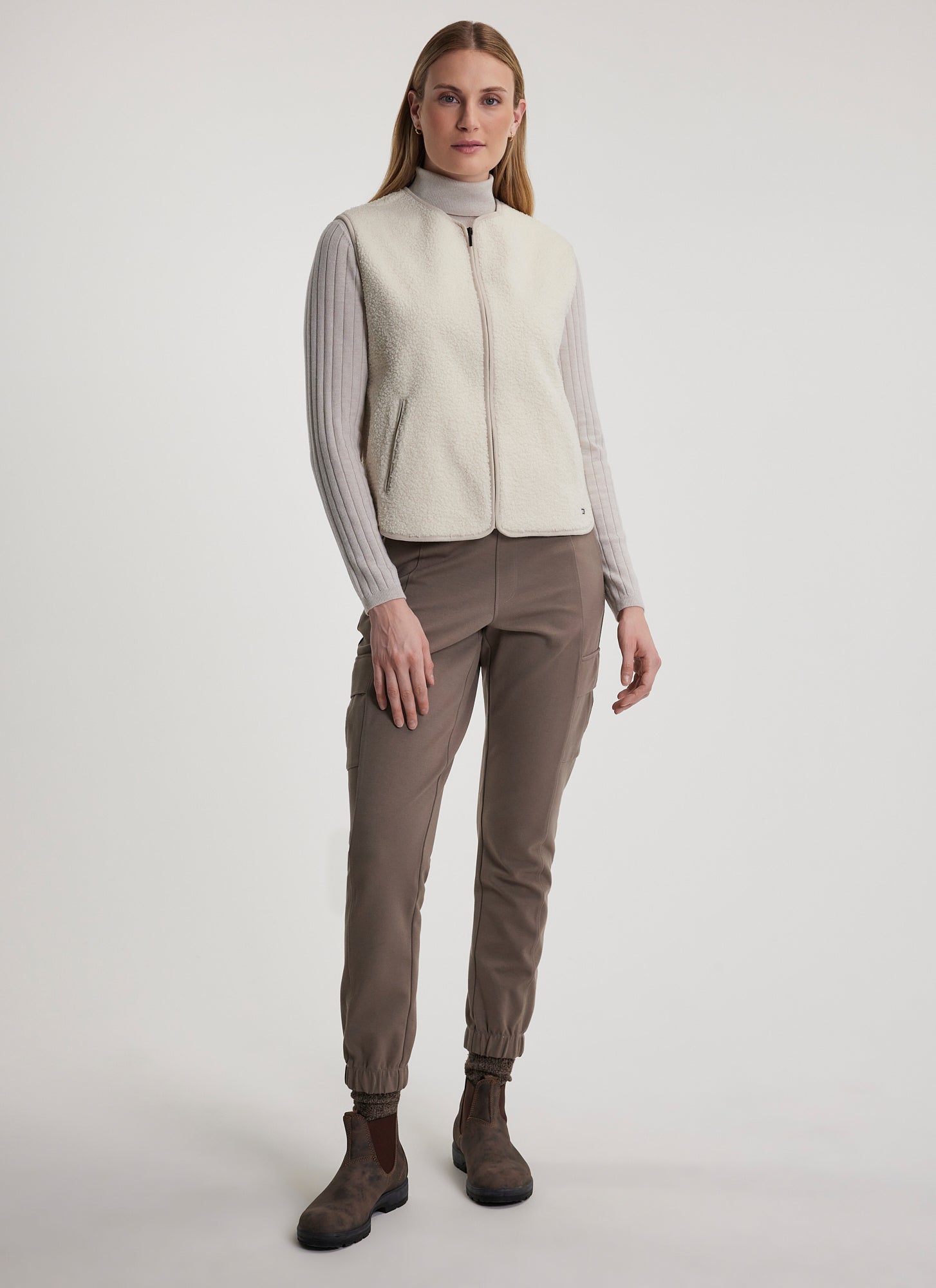 Fig Iclyn Sleeveless Vest