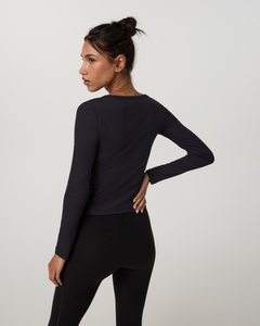 Vuori Long Sleeve Pose Subtle Scoop Tee