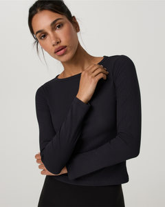 Vuori Long Sleeve Pose Subtle Scoop Tee