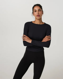 Vuori Long Sleeve Pose Subtle Scoop Tee