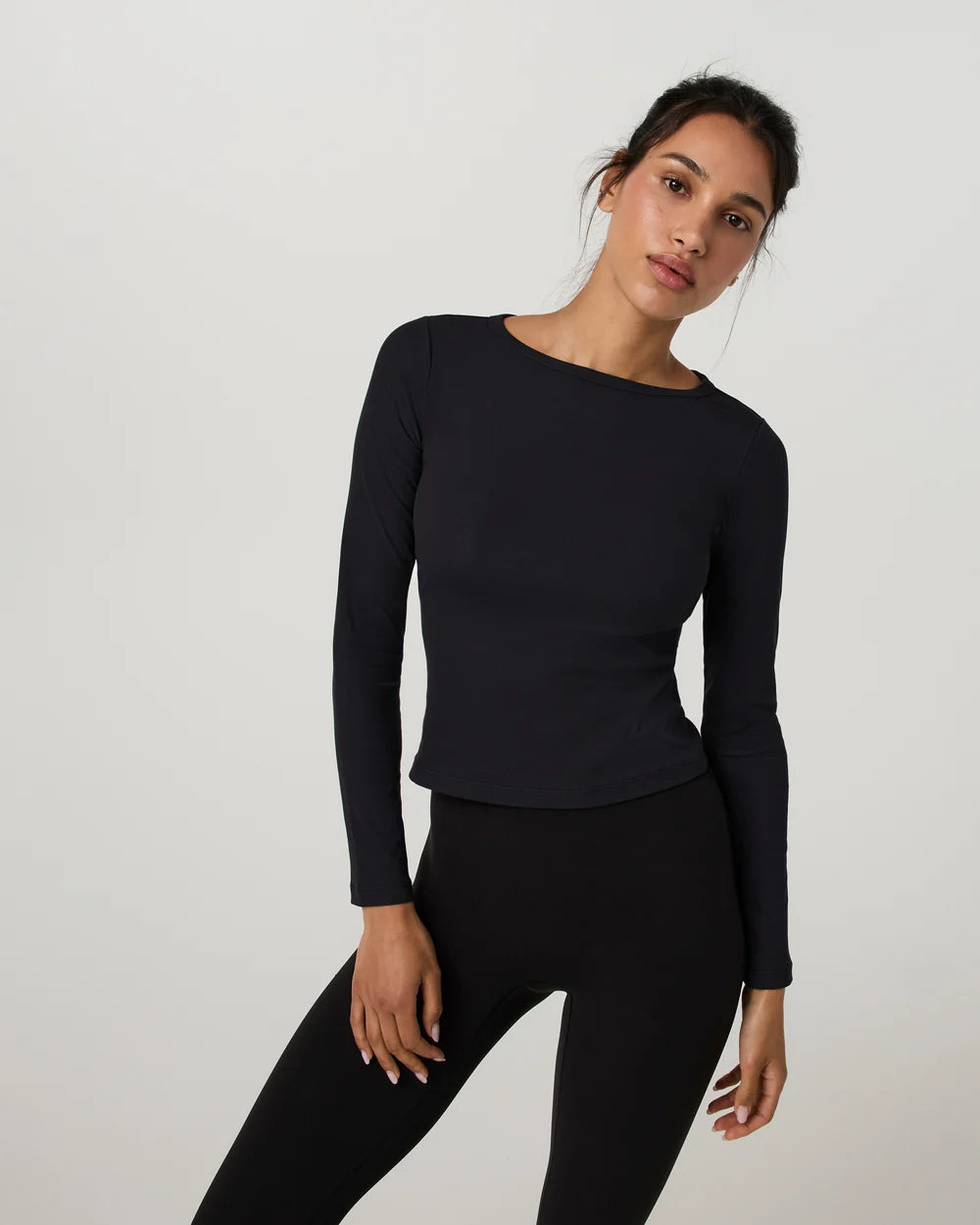 Vuori Long Sleeve Pose Subtle Scoop Tee