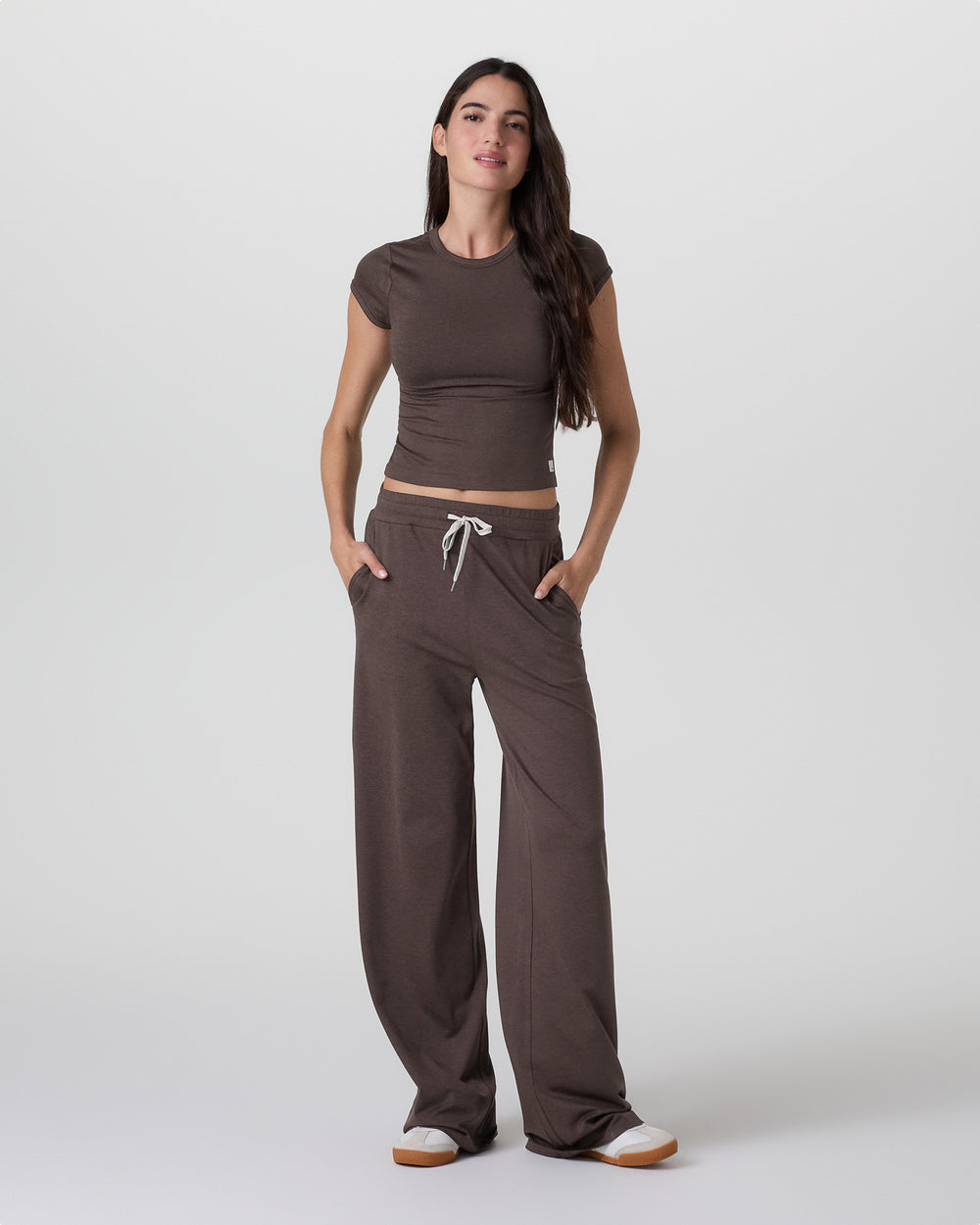 Vuori Halo Essential Wide Leg Pant