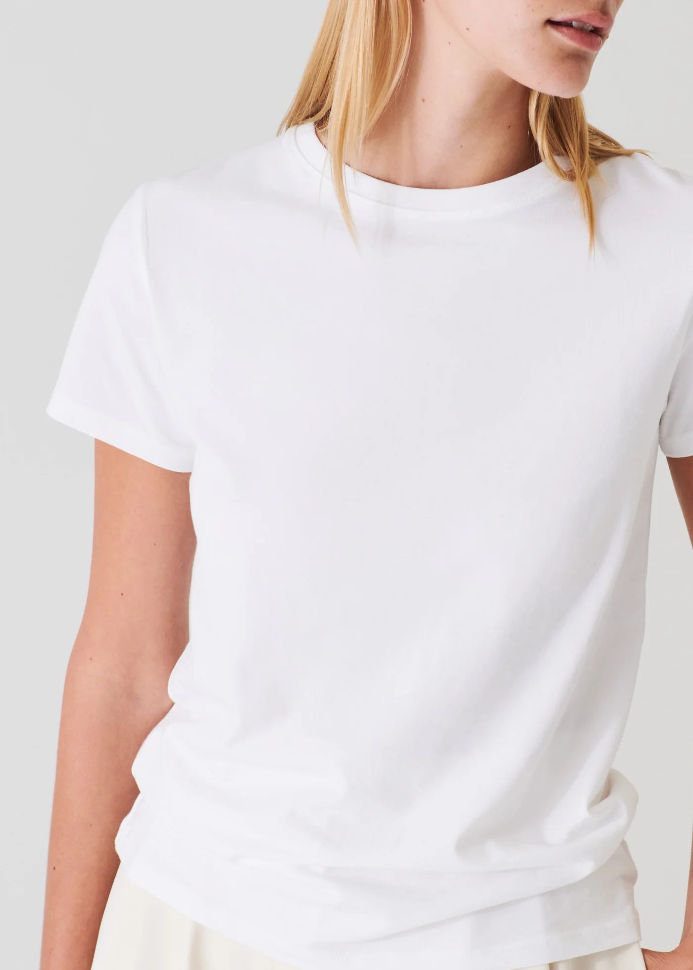 🇨🇦 Patrick Assaraf Iconic Pima Cotton Stretch Slim T-Shirt