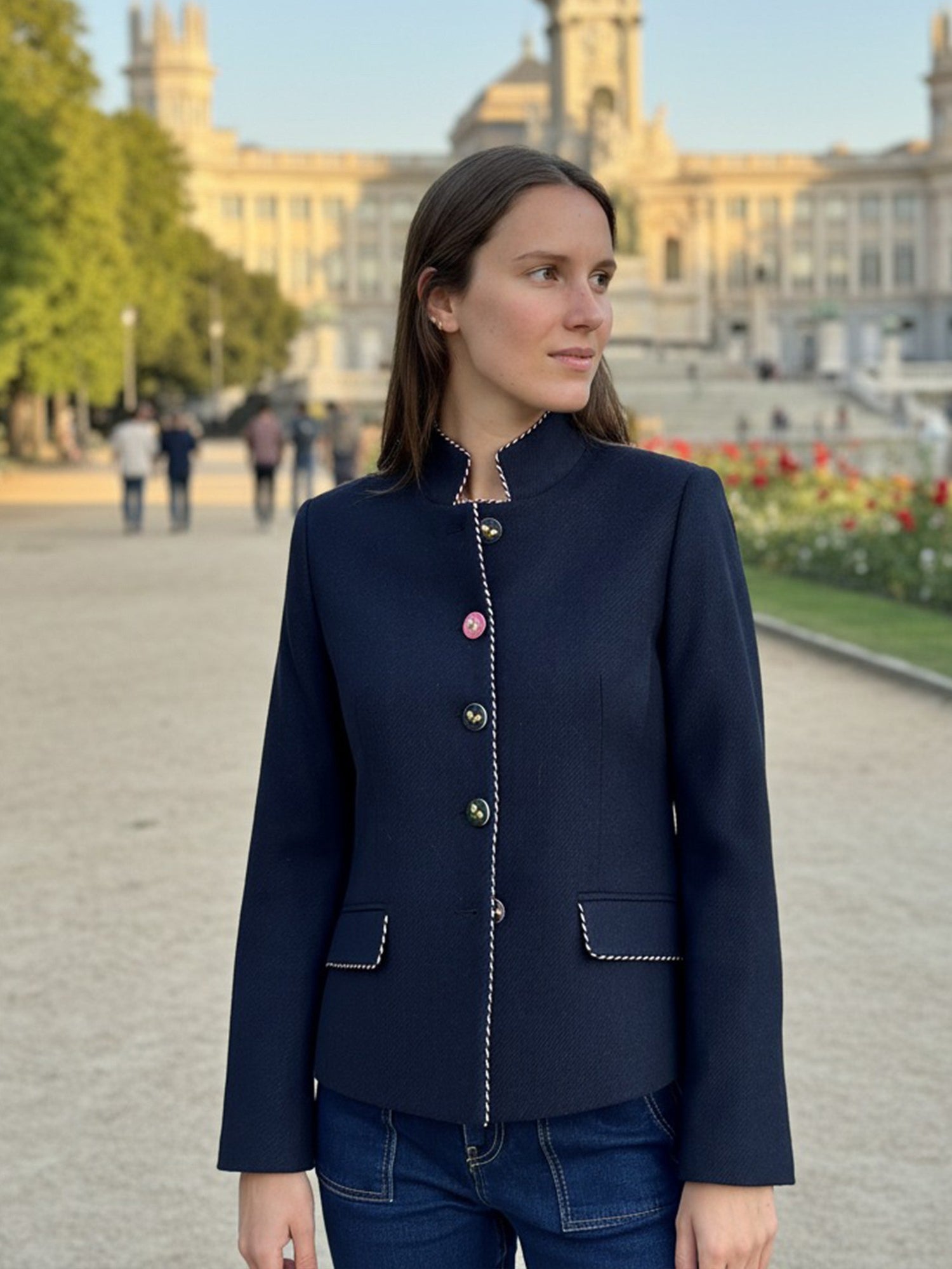 Vilagallo Mandarin Collar Bee Button Blazer