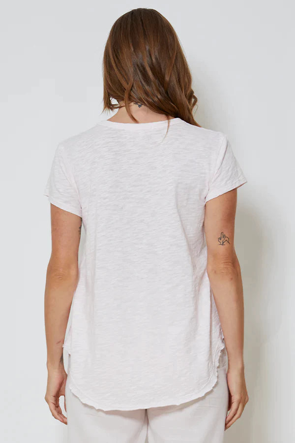 Mododoc Short Sleeve V-Neck Curved Hem T-Shirt