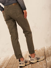 Load image into Gallery viewer, Nile Slim Leg Pant