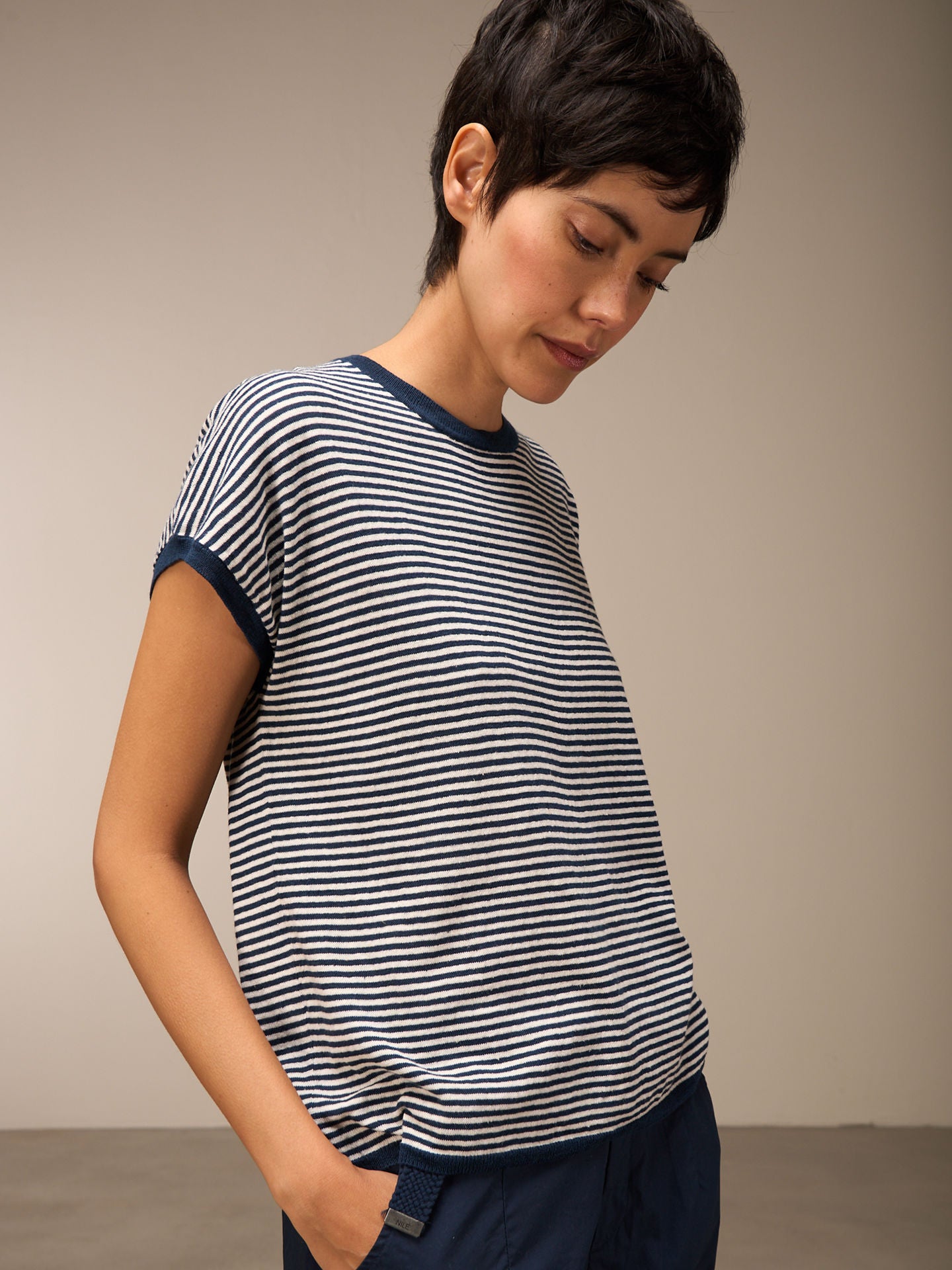 Nile Sleeveless Sweater Vest