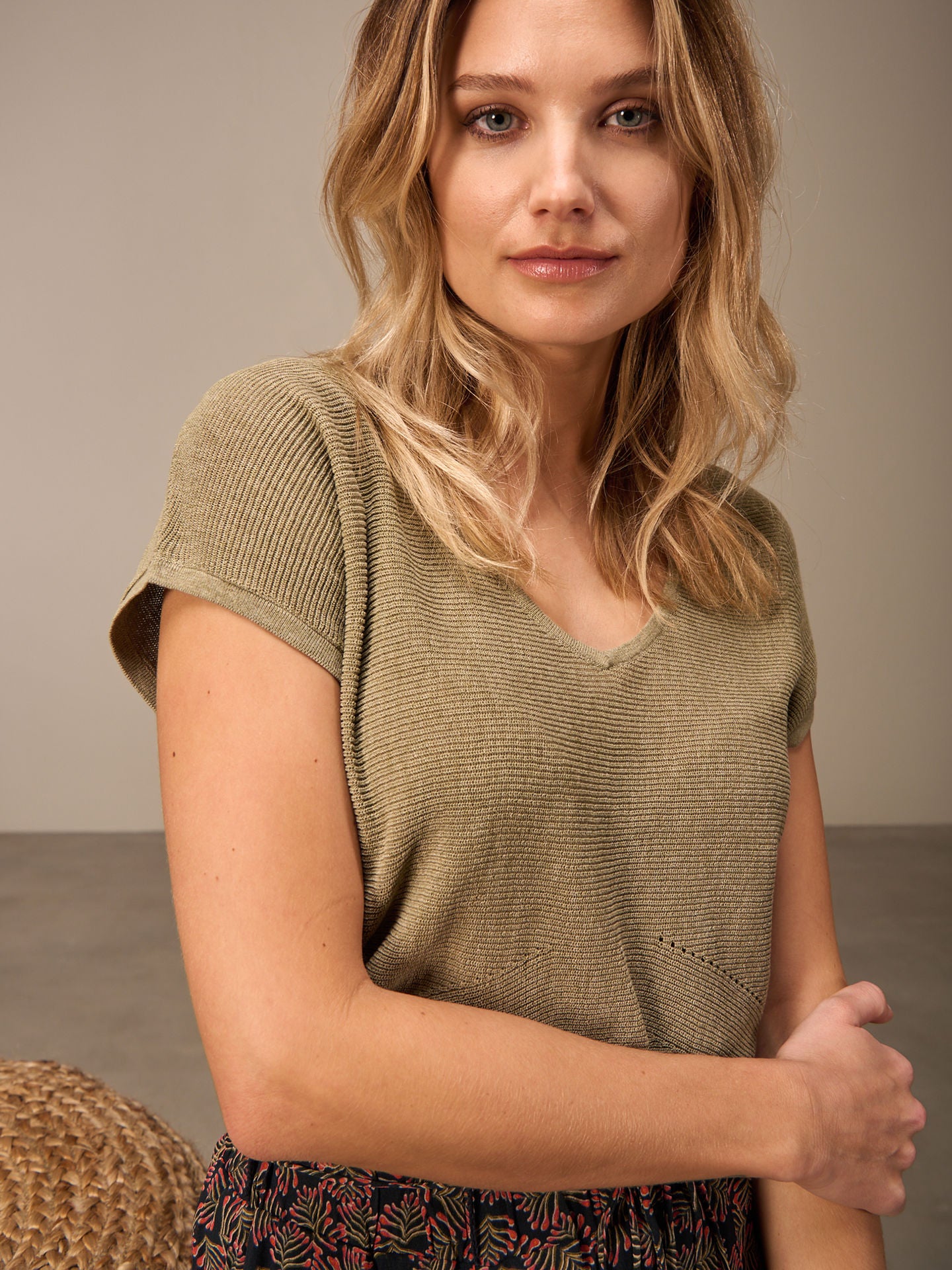 Nile V-Neck Short Sleeve Sweater